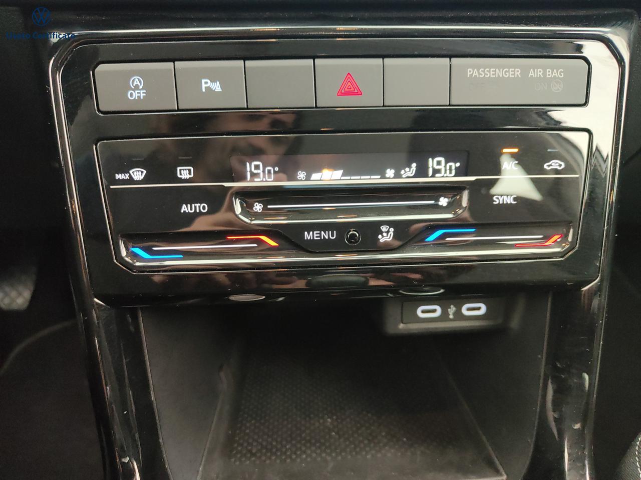 VOLKSWAGEN T-Cross - T-Cross 1.0 TSI Life