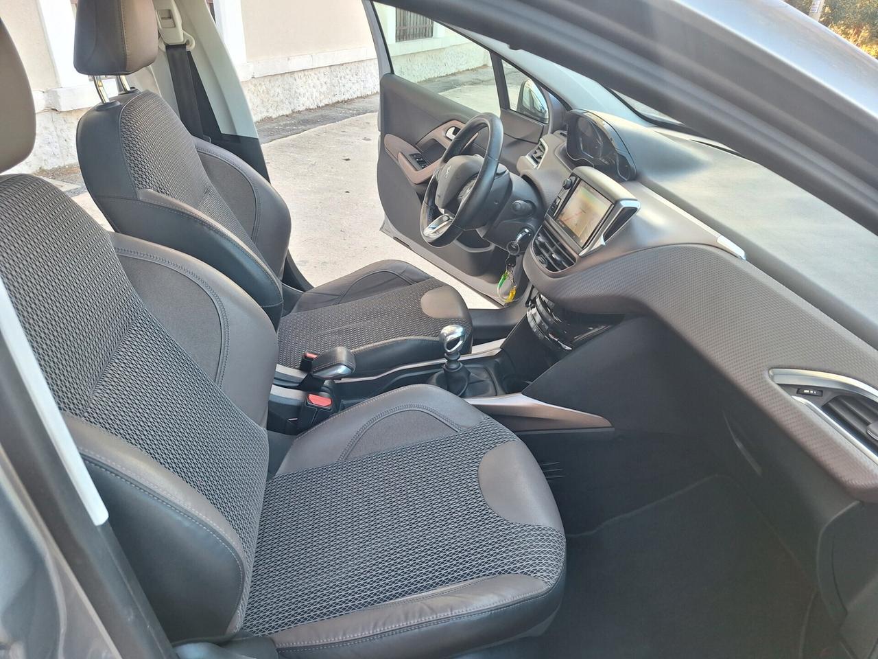 Peugeot 2008 1.6 hdi 120 cv Allure NAVI FULL