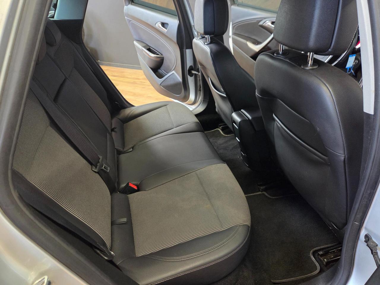 Opel Astra Sports Tourer 1.7 cdti Cosmo 125cv