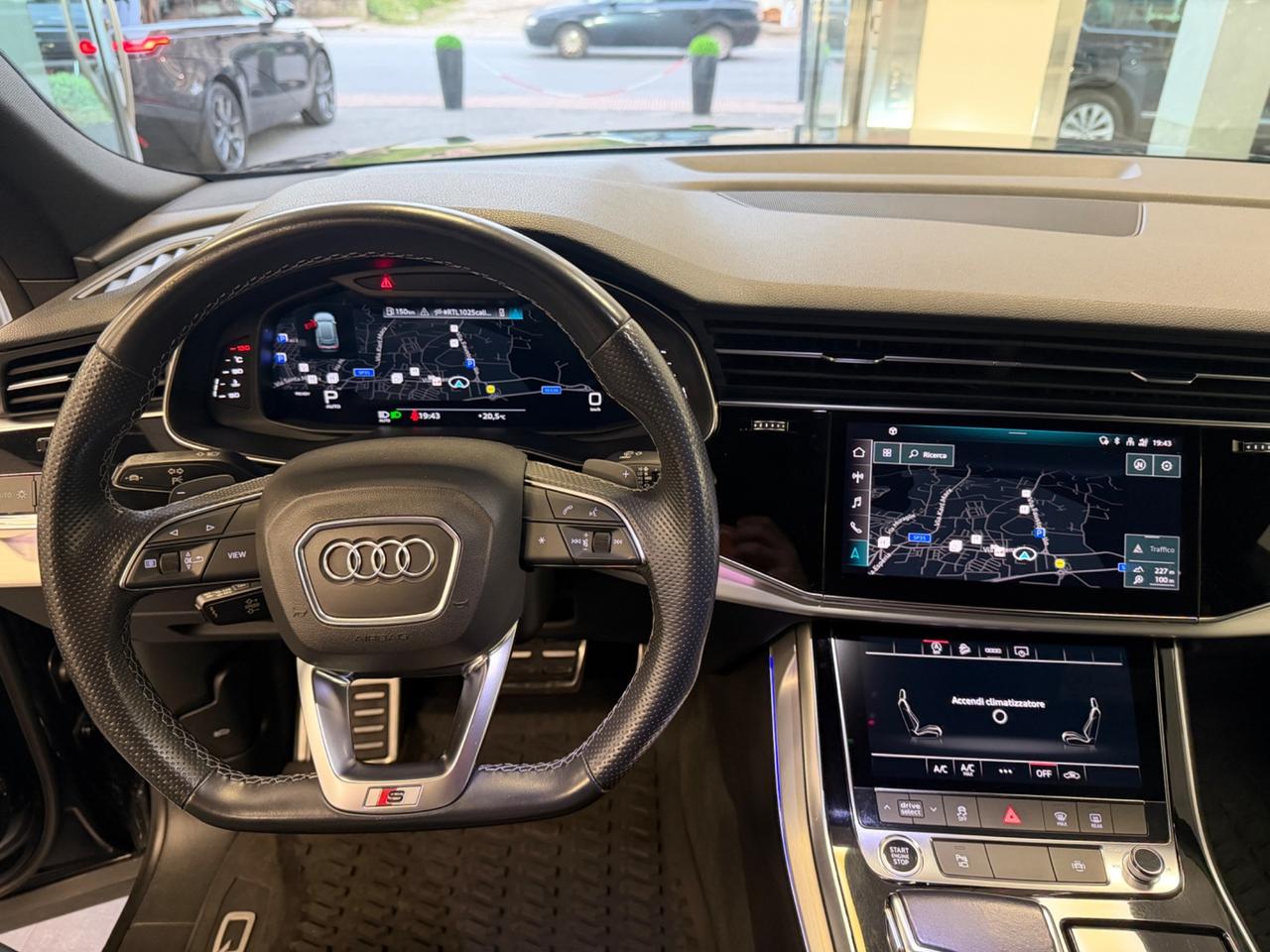 Audi Q8 50 TDI 286 CV quattro S LINE