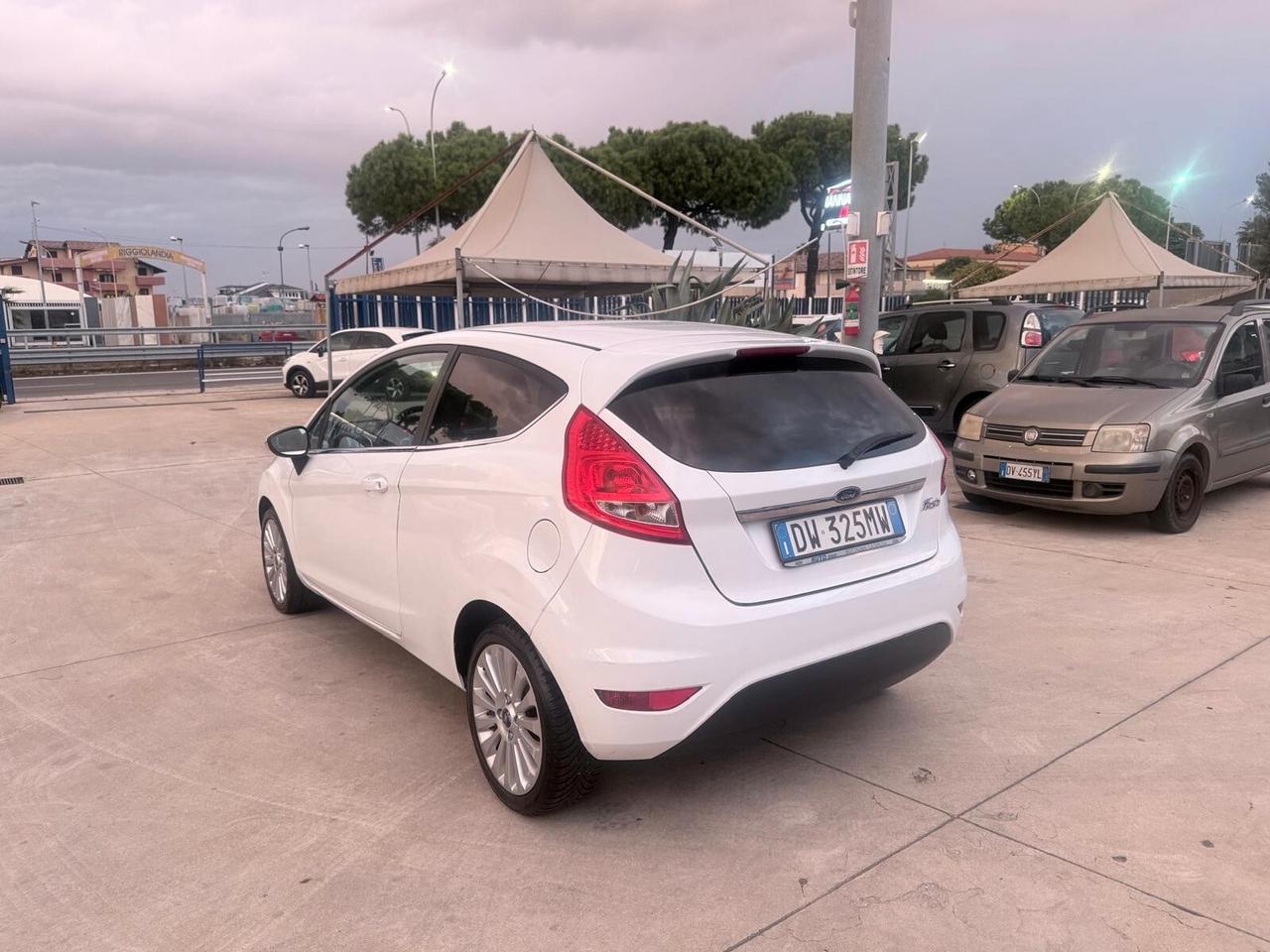 Ford Fiesta Fiesta+ 1.4 3 porte Bz.- GPL