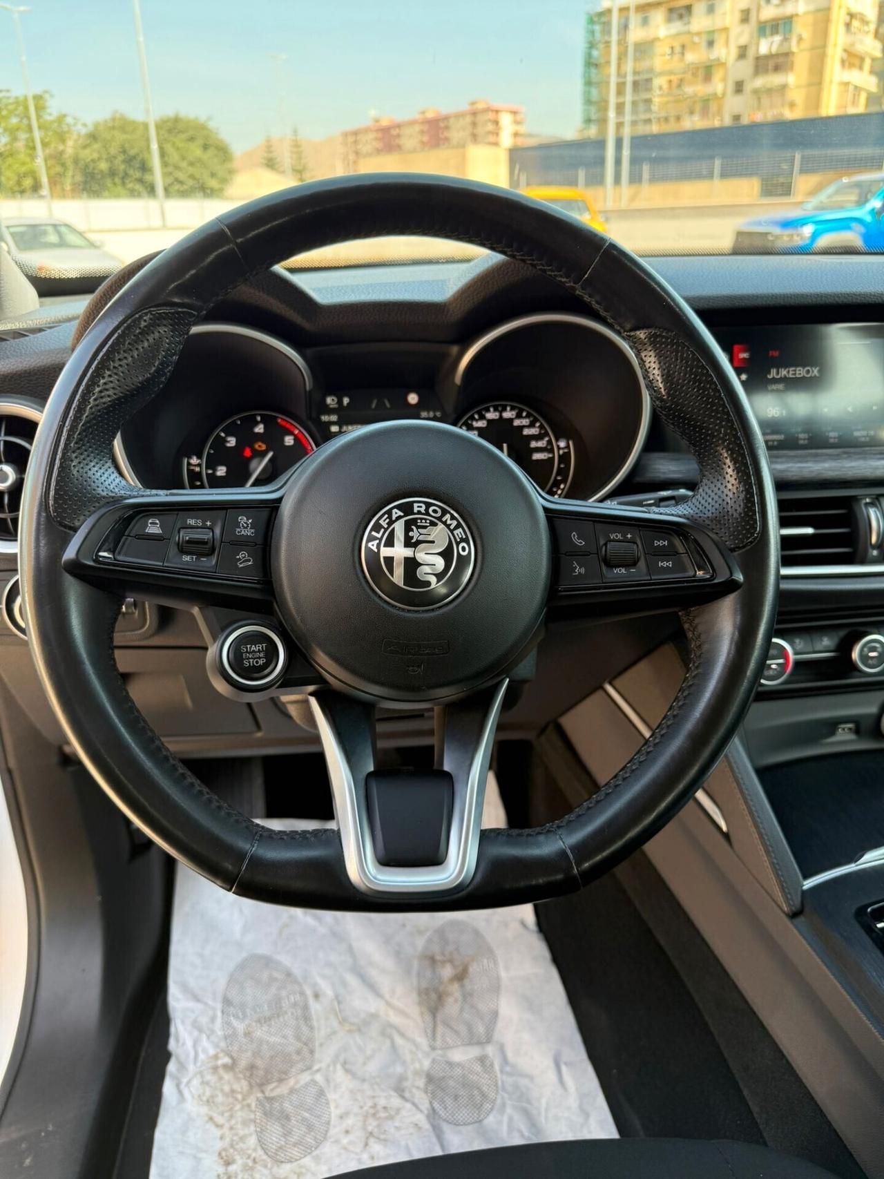 Alfa Romeo Stelvio 2.2 Turbodiesel 160 CV AT8 RWD Business