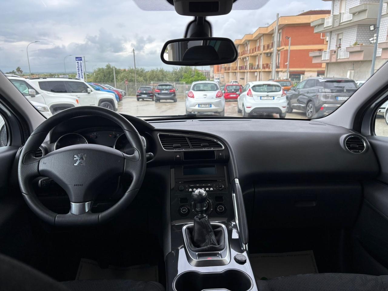 Peugeot 3008 1.6 HDi 115CV Business
