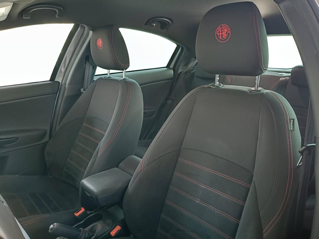 ALFA ROMEO Giulietta III 2016 - Giulietta 1.4 t. Carbon Edition 120cv