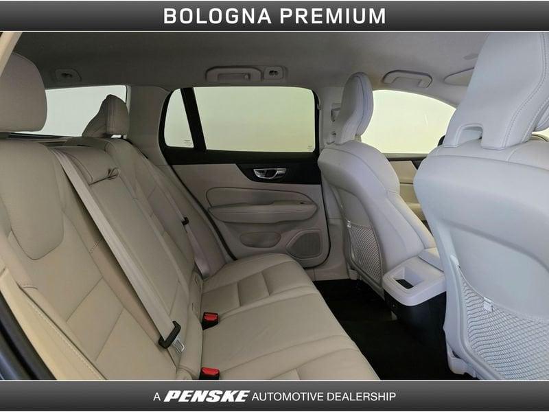 Volvo V60 Cross Country V60 Cross Country B4 (d) AWD automatico Plus