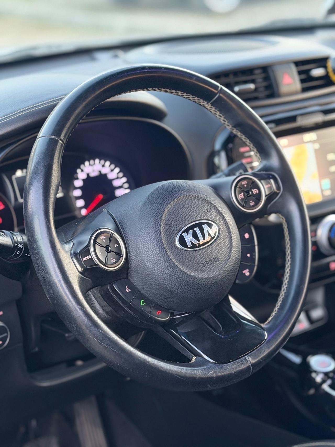 Kia Soul 1.6 CRDi You (150.000KM) FULL OPTIONAL