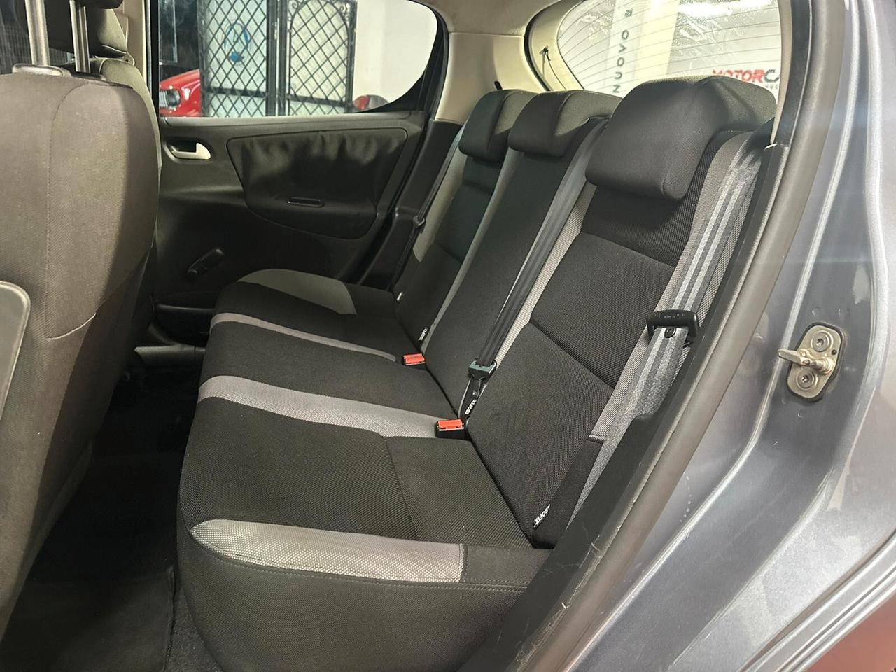 Peugeot 207 1.4 VTi 95CV XS- KM REALI