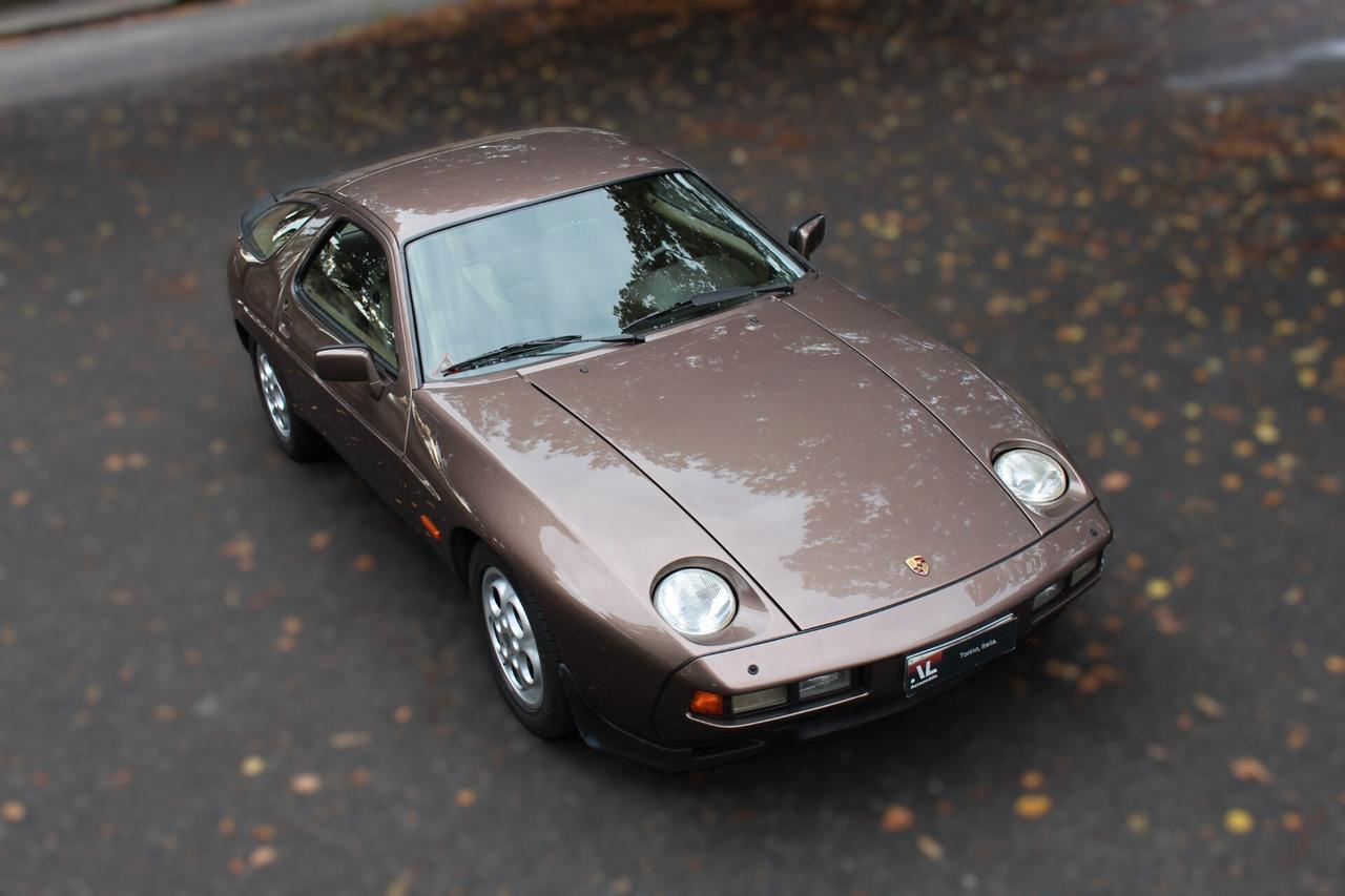 Porsche 928 S