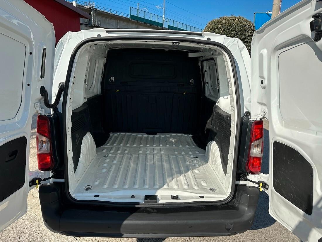 Peugeot Partner BlueHDi 100 S&S PC Furgone Pro