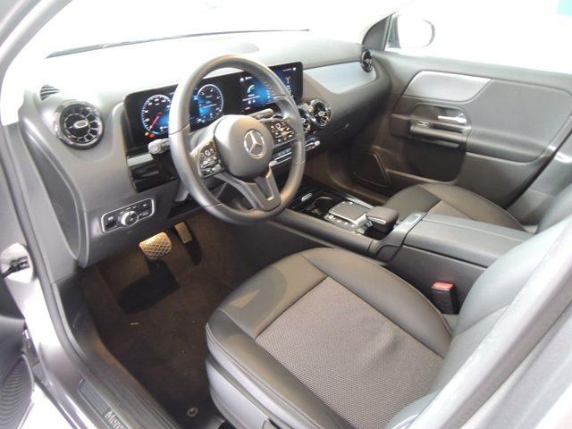 MERCEDES-BENZ GLA 200 d Automatic Business Extra