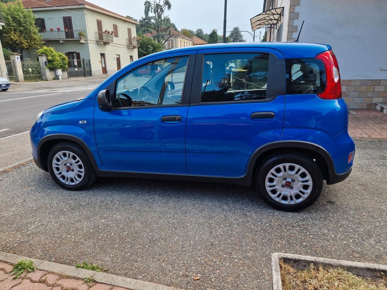 Fiat Panda Hybrid 1.0 70CV "29.100 km" Bluetooth, Sensori post., Start&Stop