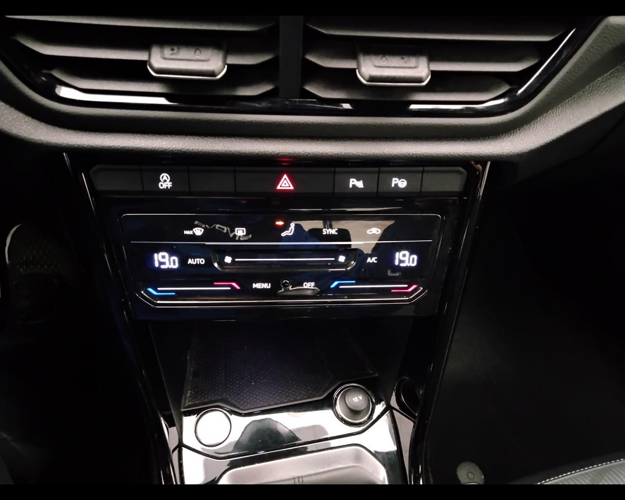 VOLKSWAGEN T-Roc I 2022 - T-Roc 1.5 tsi R-Line