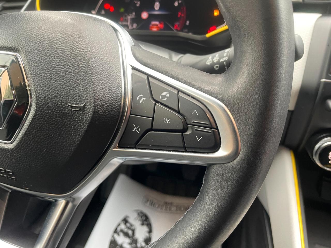 Renault Clio UNICO PROPRIETARIO - NEOPATENTATI