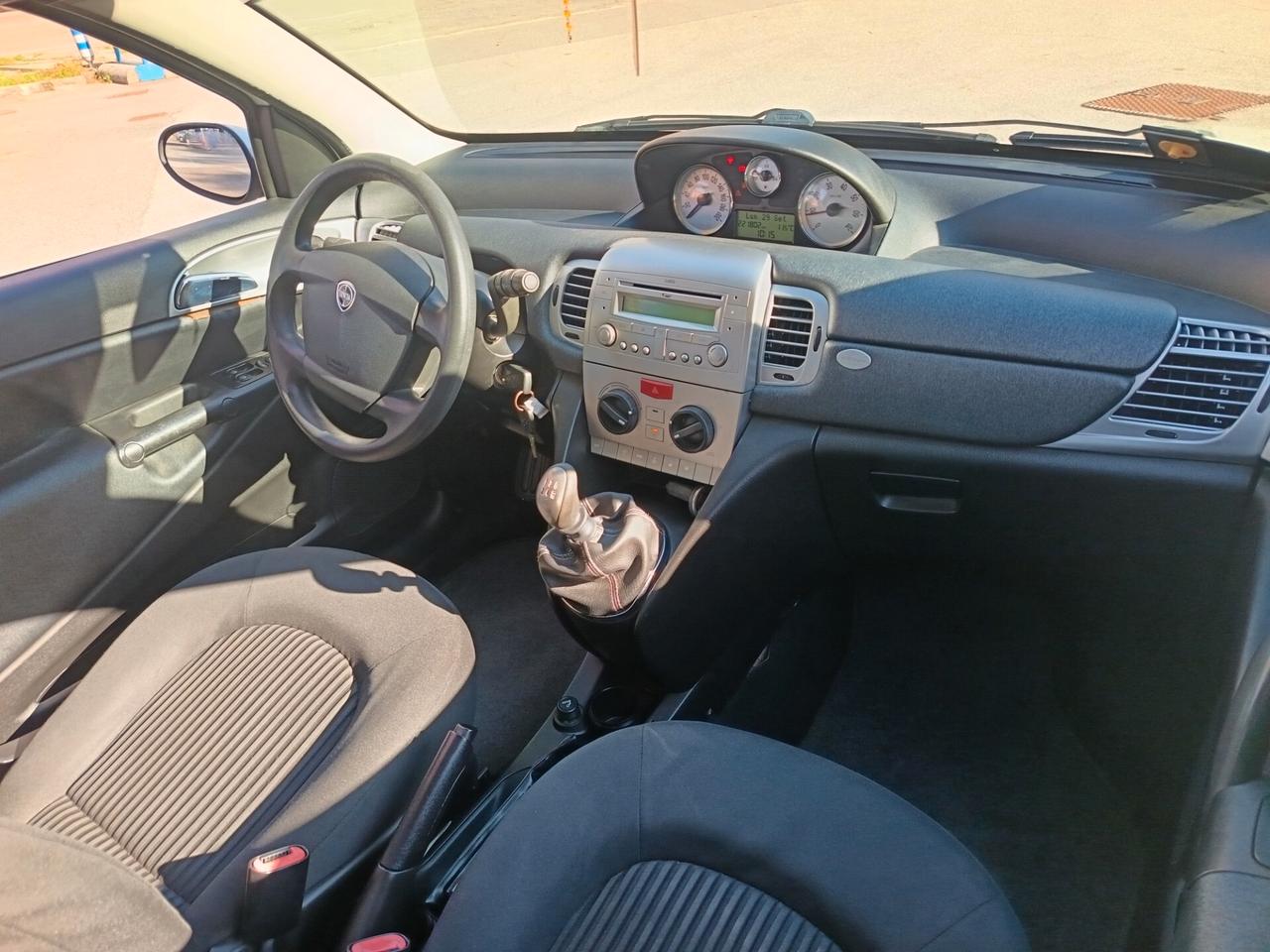Lancia Ypsilon 1.4 Oro Ecochic GPL
