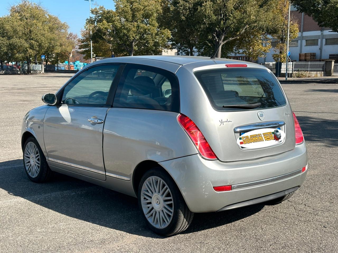 Lancia Ypsilon 1.3 Multijet 16V Platino - Cambio Automatico