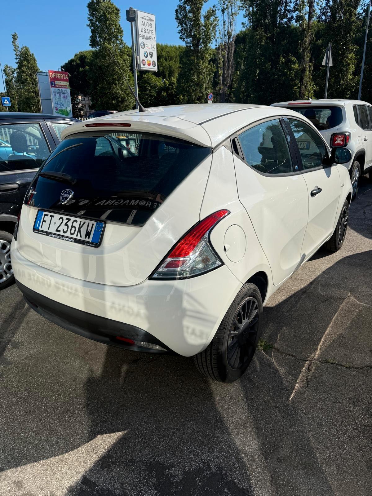 Lancia Ypsilon 1.2 69 CV 5 porte S&S Elefantino Blu NESSUN VINCOLO