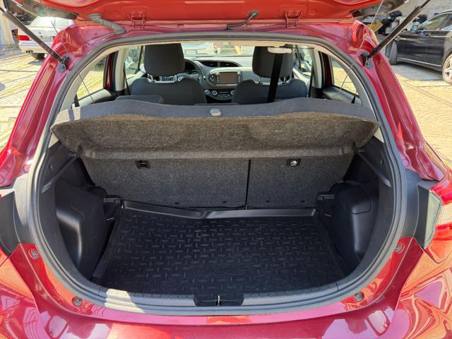 TOYOTA Yaris 1.5 Hybrid 5 porte Business