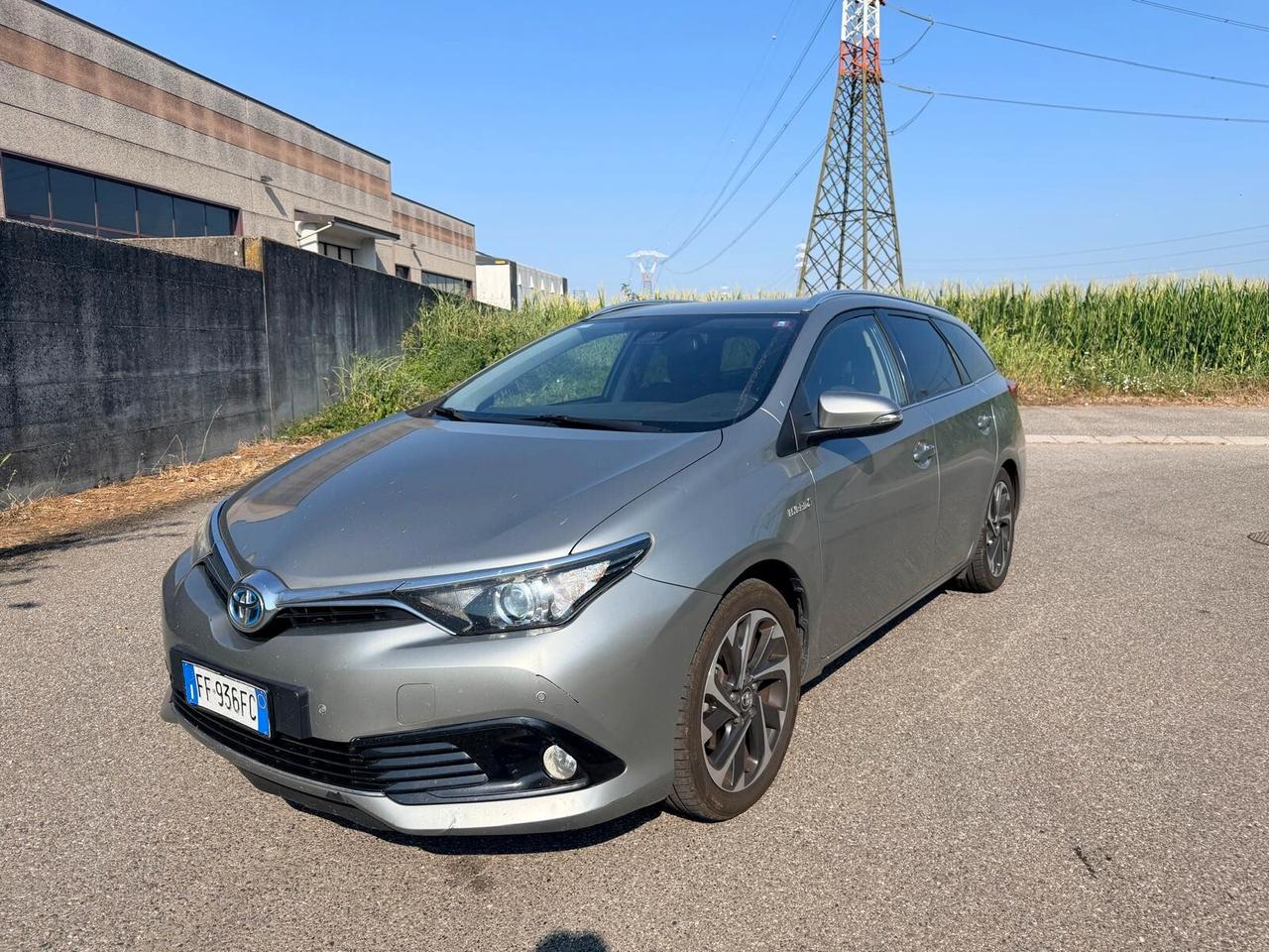 Toyota Auris Touring Sports 1.8 Hybrid Lounge
