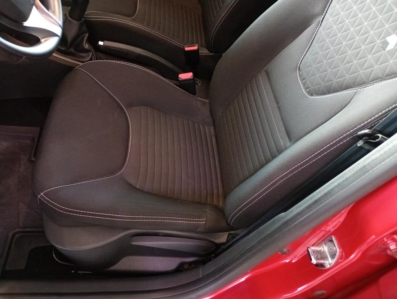 Renault Clio TCe 12V 90CV Start&Stop 5 porte - LIMITED - NEOPATENTATI -