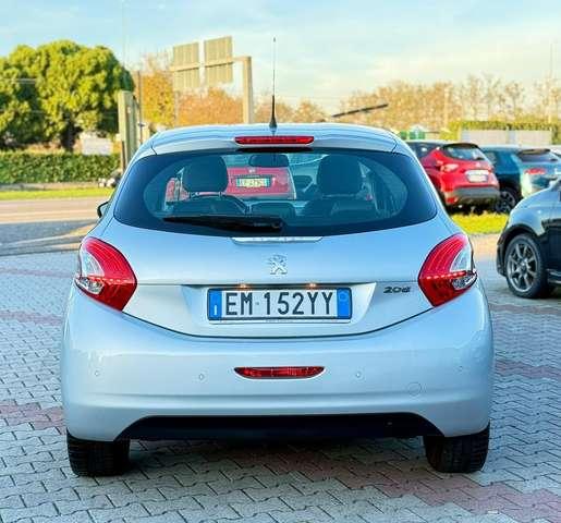 Peugeot 208 5p 1.6 vti 16v Allure