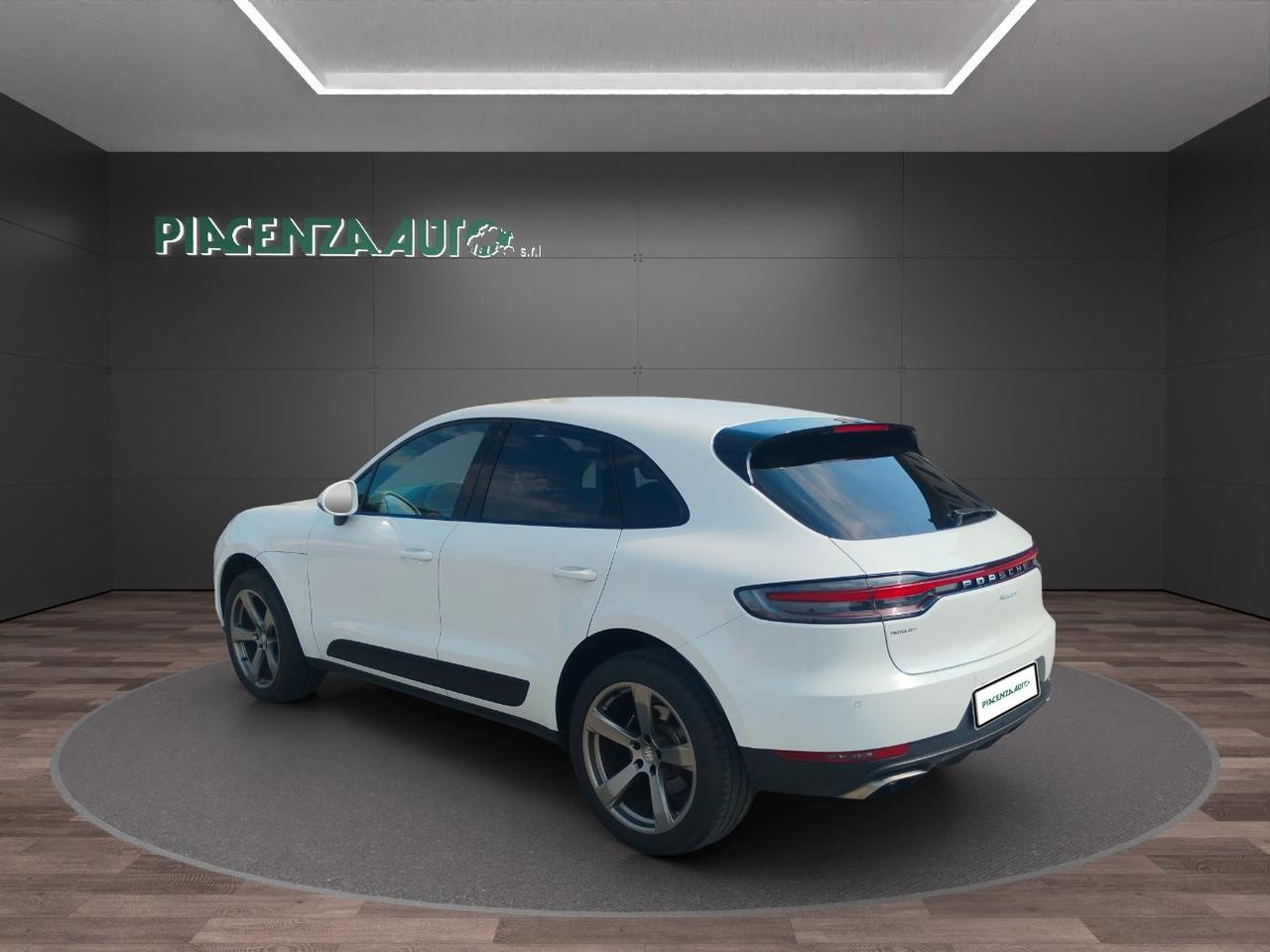 Porsche Macan 2.0 245cv pdk