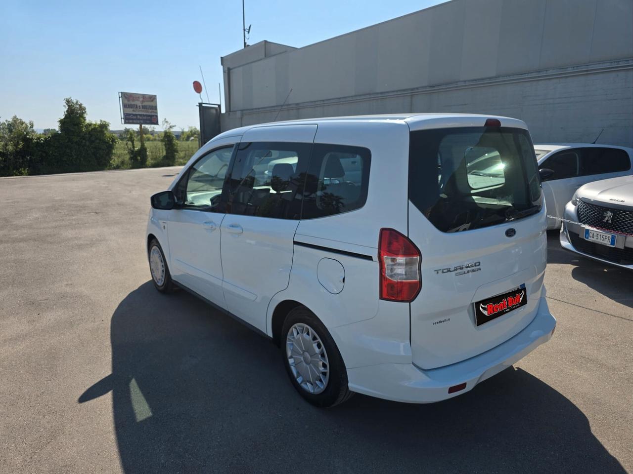 Ford Tourneo Courier 2021 1.5 TDCI 100 CV. RIF:4125