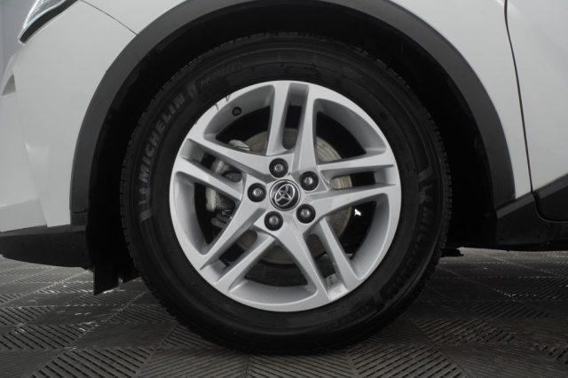 TOYOTA C-HR C-HR 1.8 Hybrid E-CVT Business