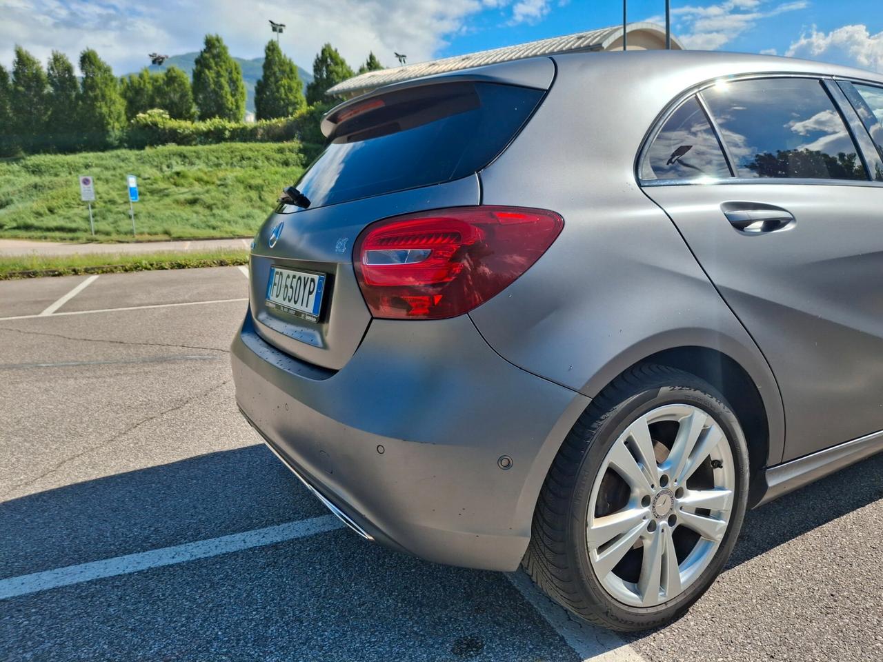 Mercedes-benz A 200 d Premium