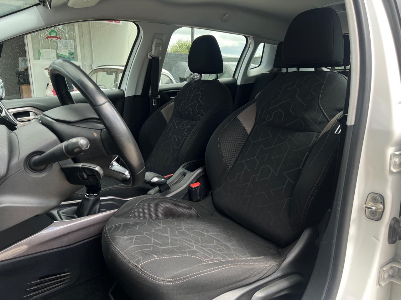 Peugeot 2008 BlueHDi 100 Black Matt Finanziabile