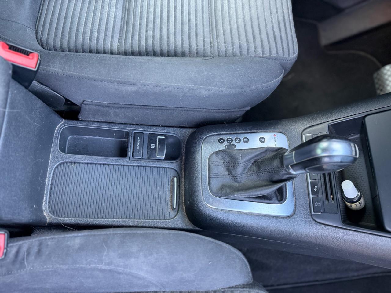 Volkswagen Tiguan 2.0 TDI DPF 4MOTION*Automatik*Cerchi*
