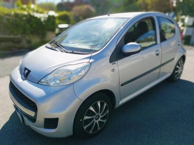 Peugeot 107 1.0 12v Urban Move 5p