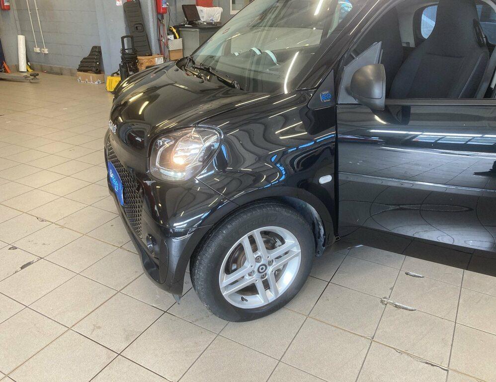 Smart fortwo EQ Pure