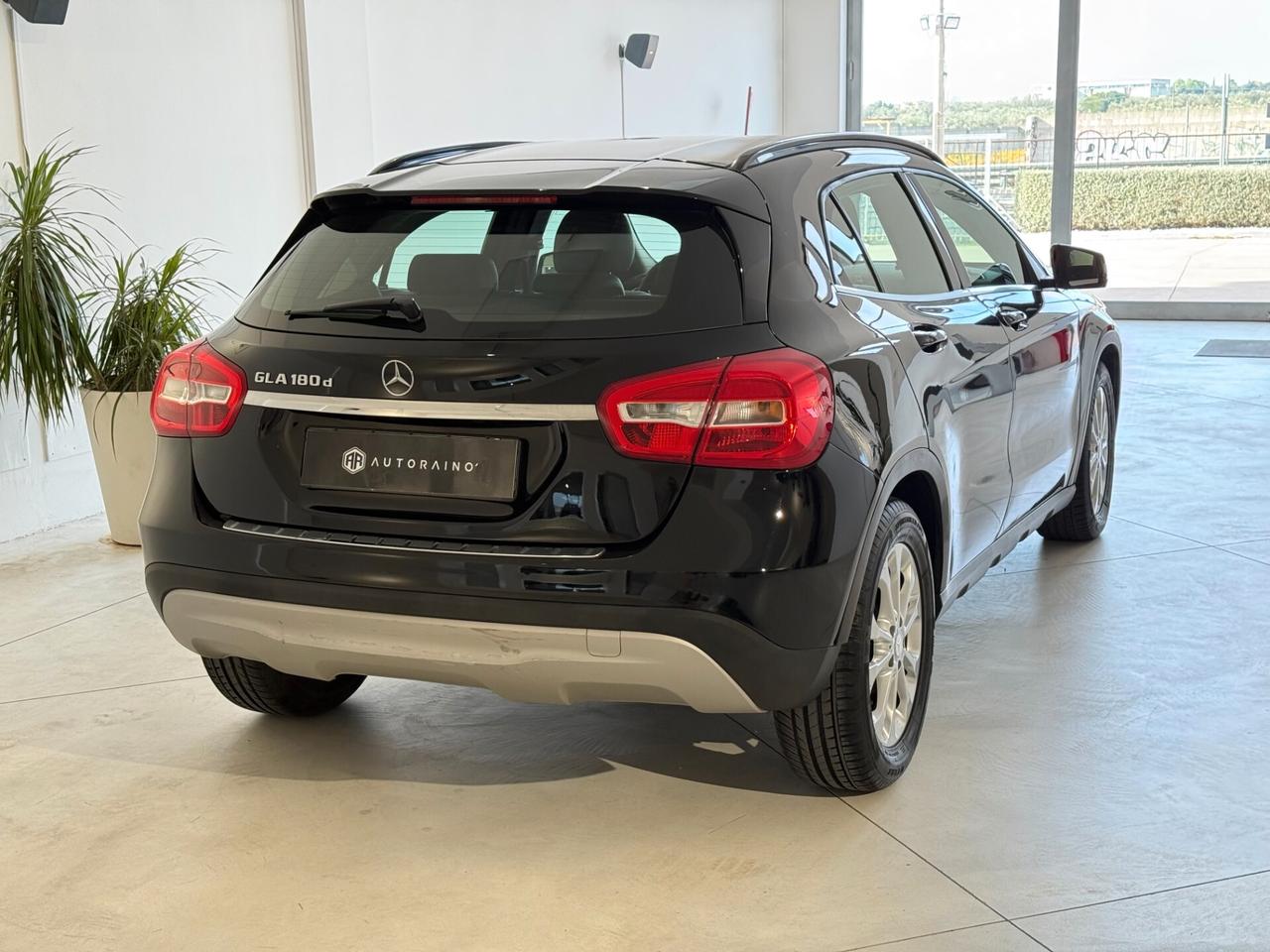 Mercedes-benz GLA 180 d Automatic Business