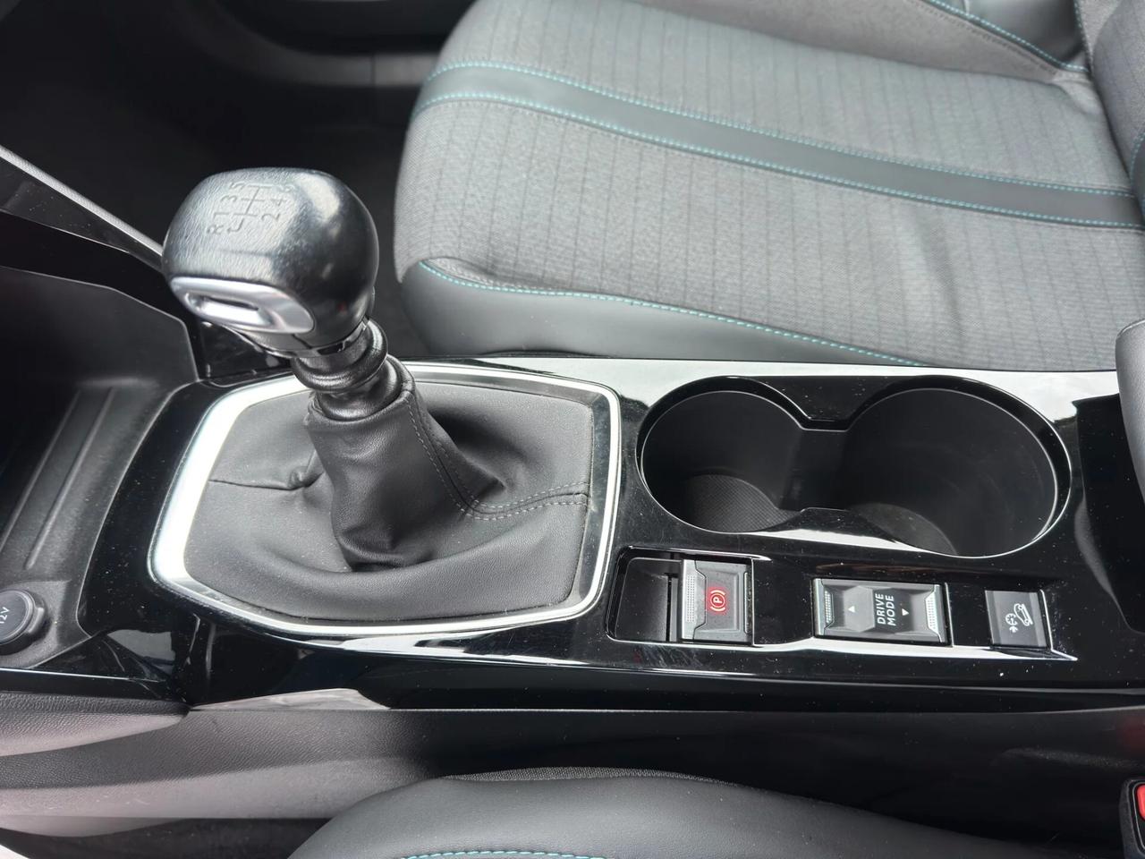 Peugeot 2008 BlueHDi 110 S&S Allure Pack