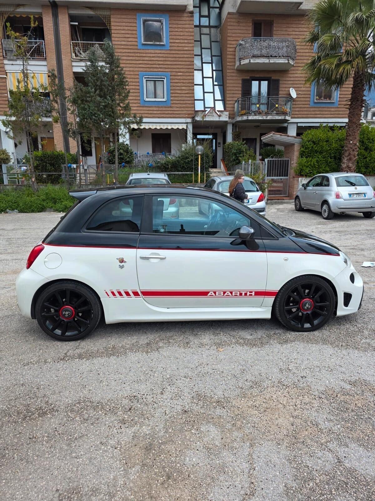 Abarth 595 1.4 Turbo T-Jet 165 CV Turismo