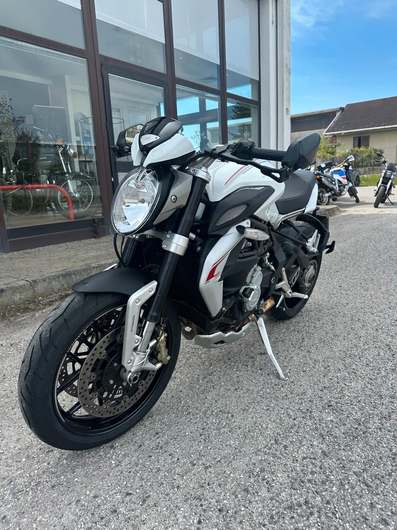 Mv Agusta Brutale 800 Dragster