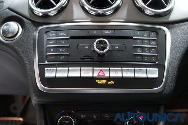 MERCEDES-BENZ GLA 220 D AUTOMATIC 4MATIC PREMIUM AMG TETTO PANORAMA