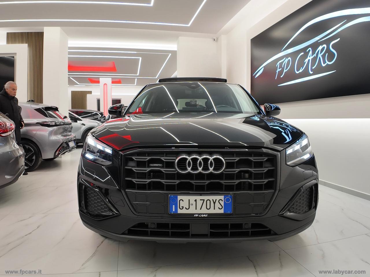 AUDI Q2 35 TDI quattro S tr. Identity Black