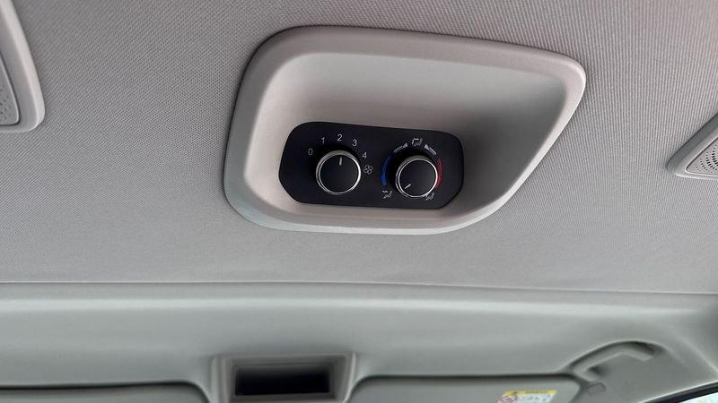 Ford Tourneo Custom 320 2.0 tdci 130cv Trend L1H1 E6