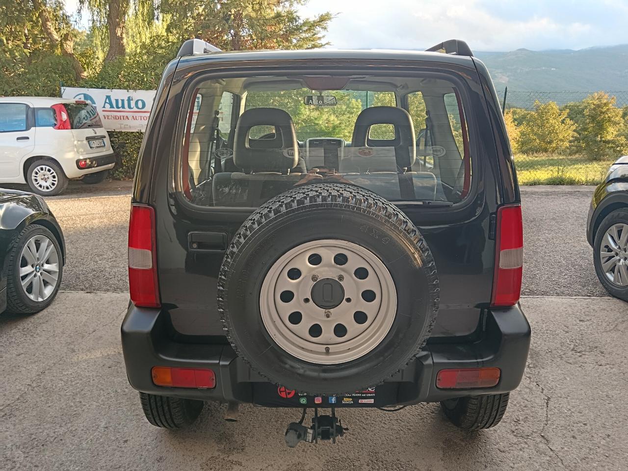 Suzuki Jimny 1.5 DDiS 86CV 4WD + GANCIO TRAINO