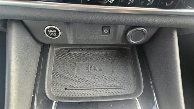 NISSAN Qashqai MHEV 140 CV N-Connecta