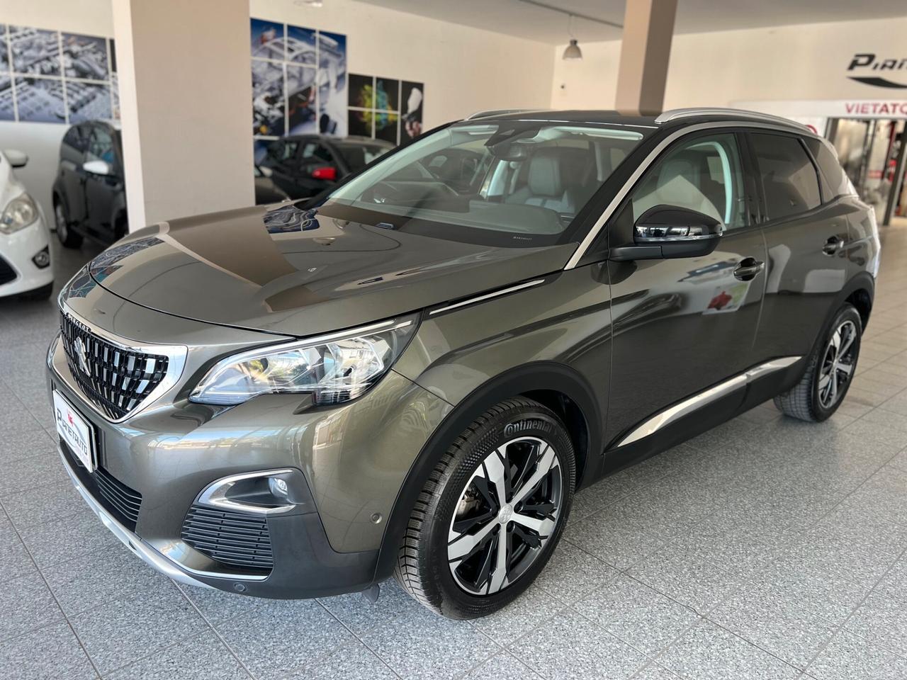 Peugeot 3008 1.5 bluehdi 130cv Allure NAVI/CAMERA/18; PERFETTA!!