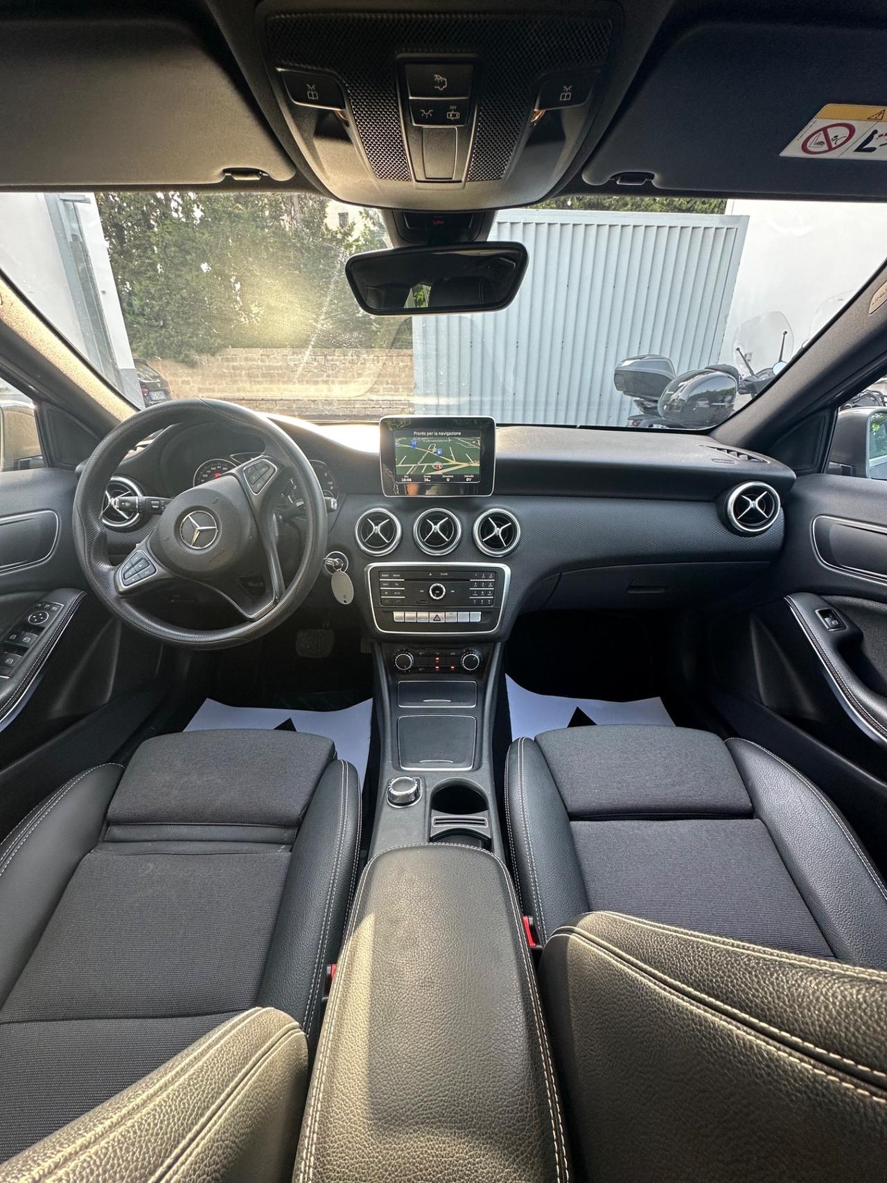 Mercedes-benz A 160 d Automatic Premium