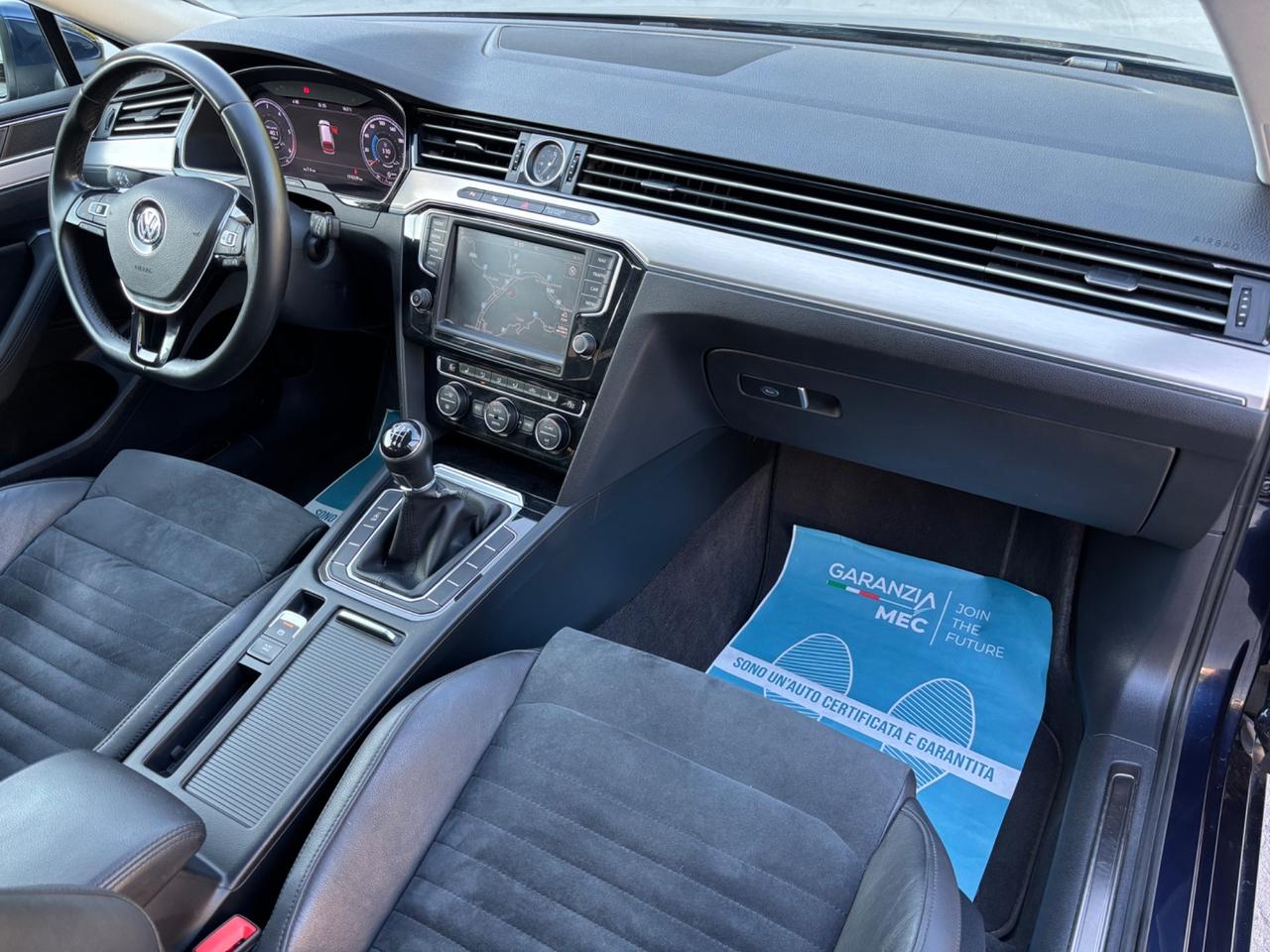 VW PASSAT VARIANT 2.0TDI 150cv HIGHLINE PERFETTA