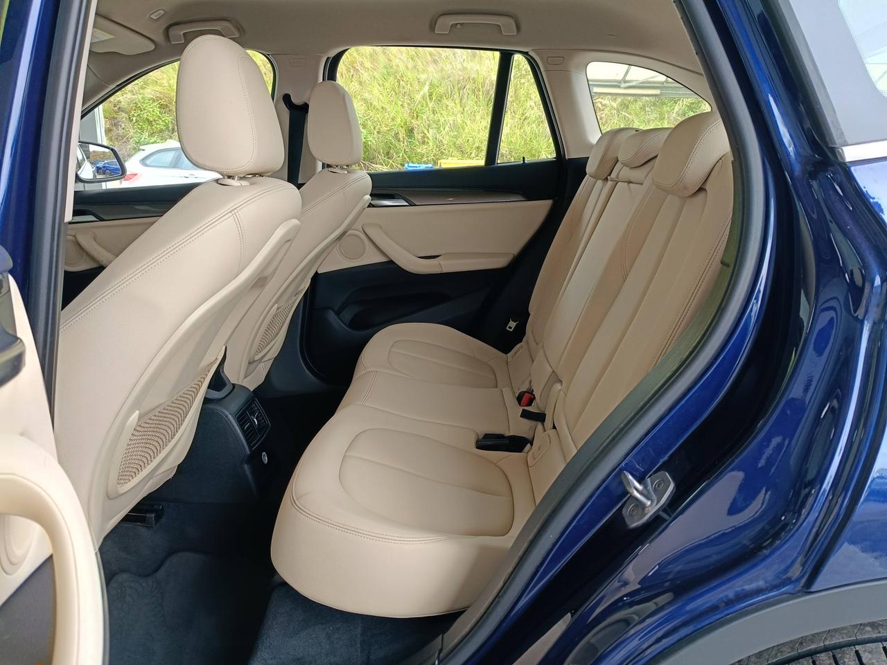 BMW X1 F48 - X1 sdrive18d xLine auto