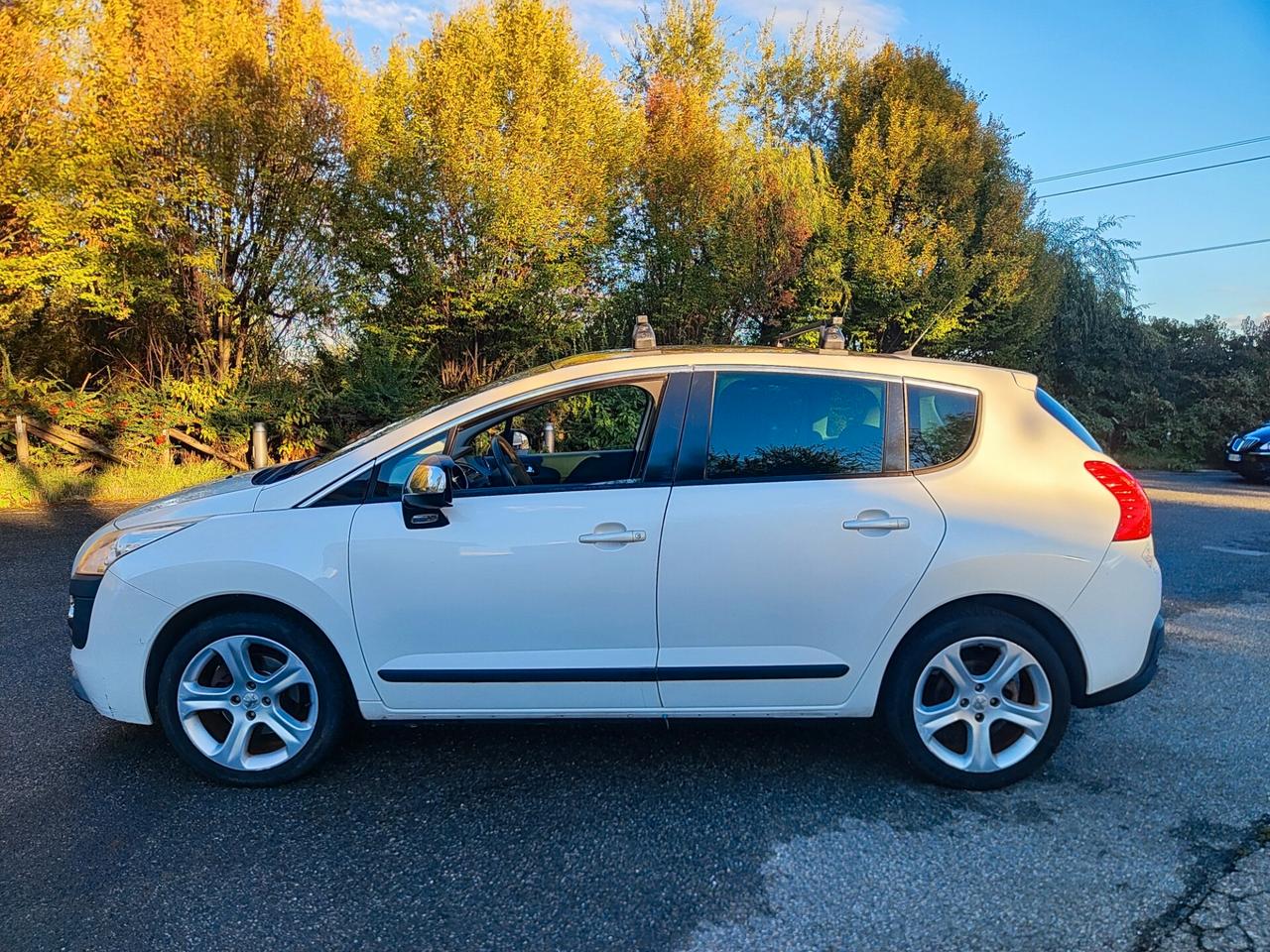 Peugeot 3008 2.0 HDi 150CV Allure