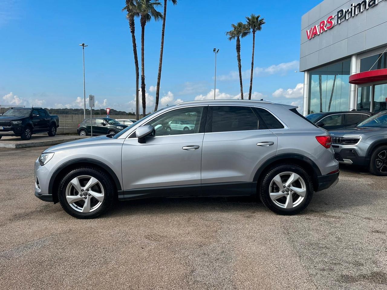 Audi Q3 35 TDI S tronic Business Advanced