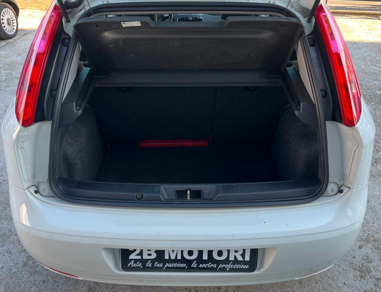 Fiat Punto 1.3 MJT II S&S 95 CV 5 porte Street