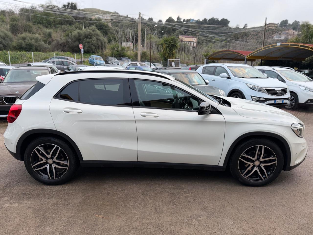 Mercedes-benz GLA 220d 4Matic Motore Nuovo Km Certificati