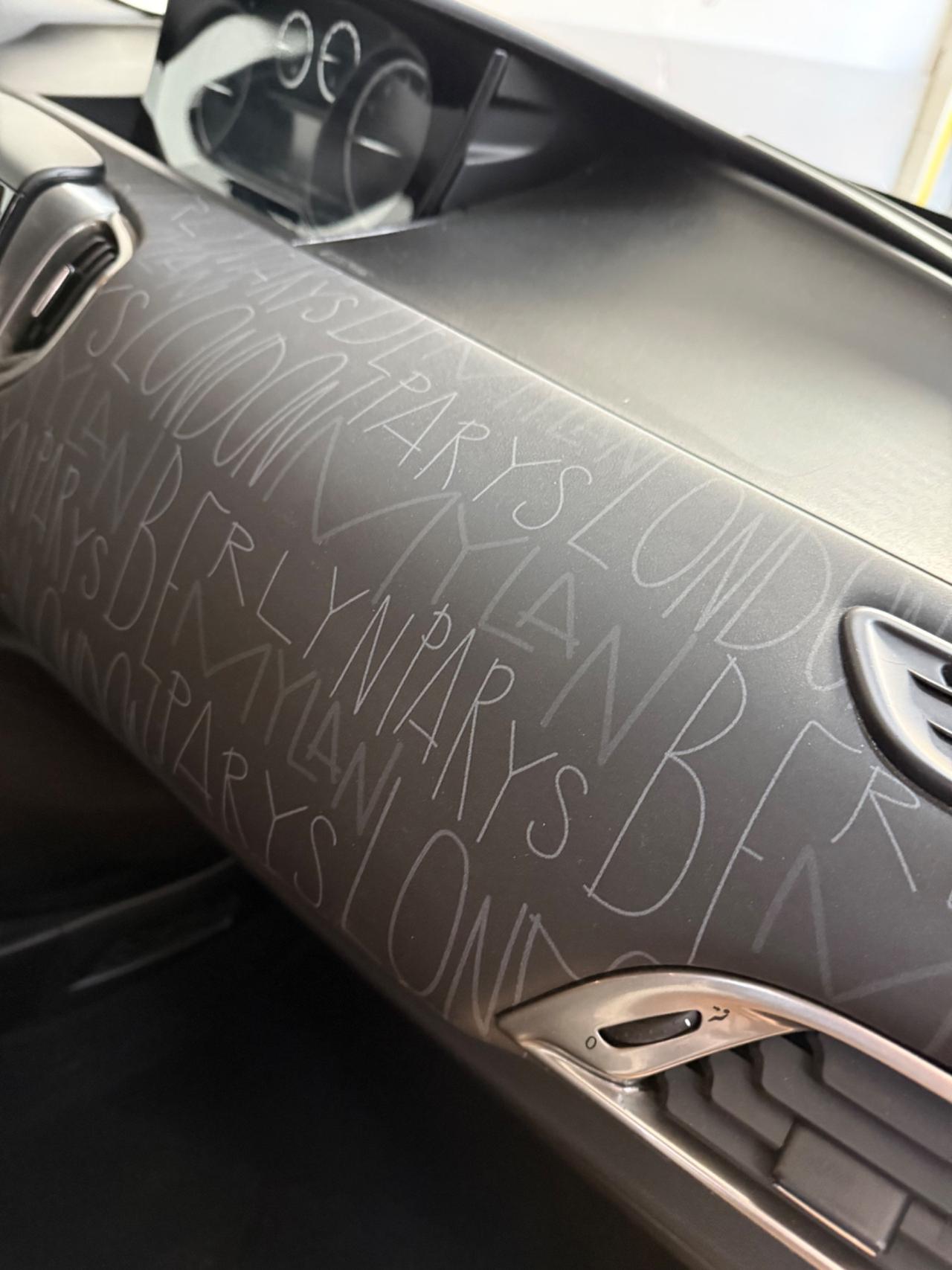 Lancia Ypsilon 1.2 69 CV 5 porte GPL LONDON PARIS